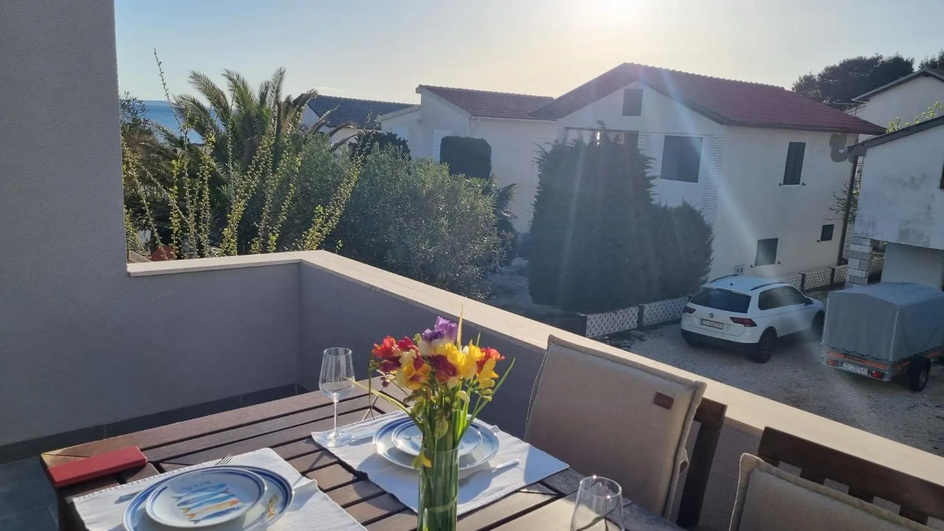 Salt And Sun Apartment Vir