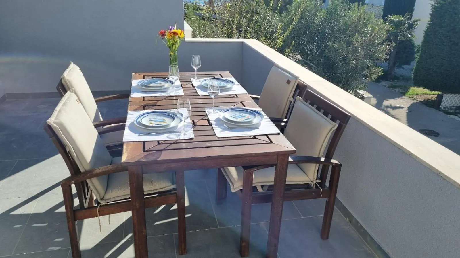 Salt And Sun Apartment Vir 0*,  Croacia